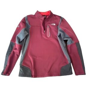 The North Face women’s 1/4 zip pullover sweatshirt size L runs small gorpcore
